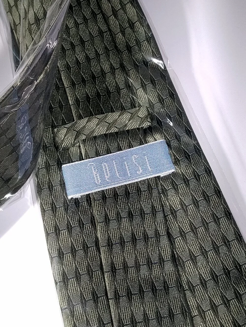 Belisi Men's Olive Green Geometric Pattern Necktie NWT